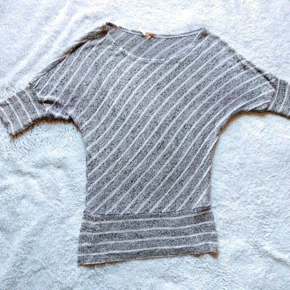 Poof! Sweaters - Poof!| Grey & White 3/4 Sleeve Sweater